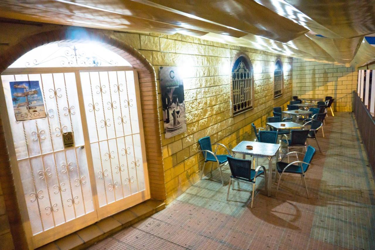Hotel Restaurante Caracho Corella Esterno foto